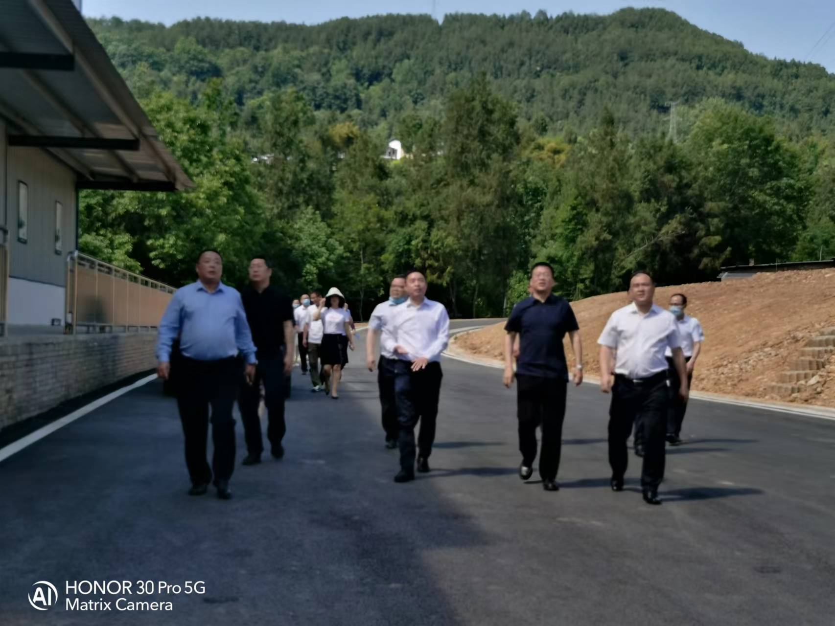 浙江省金華火腿有限公司、華統(tǒng)肉制品股份有限公司來我司實地參觀考察