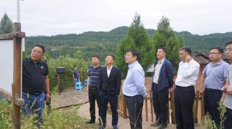 工行總行邢新華主任等一行蒞臨巴山牧場調(diào)研定點(diǎn)扶貧工作