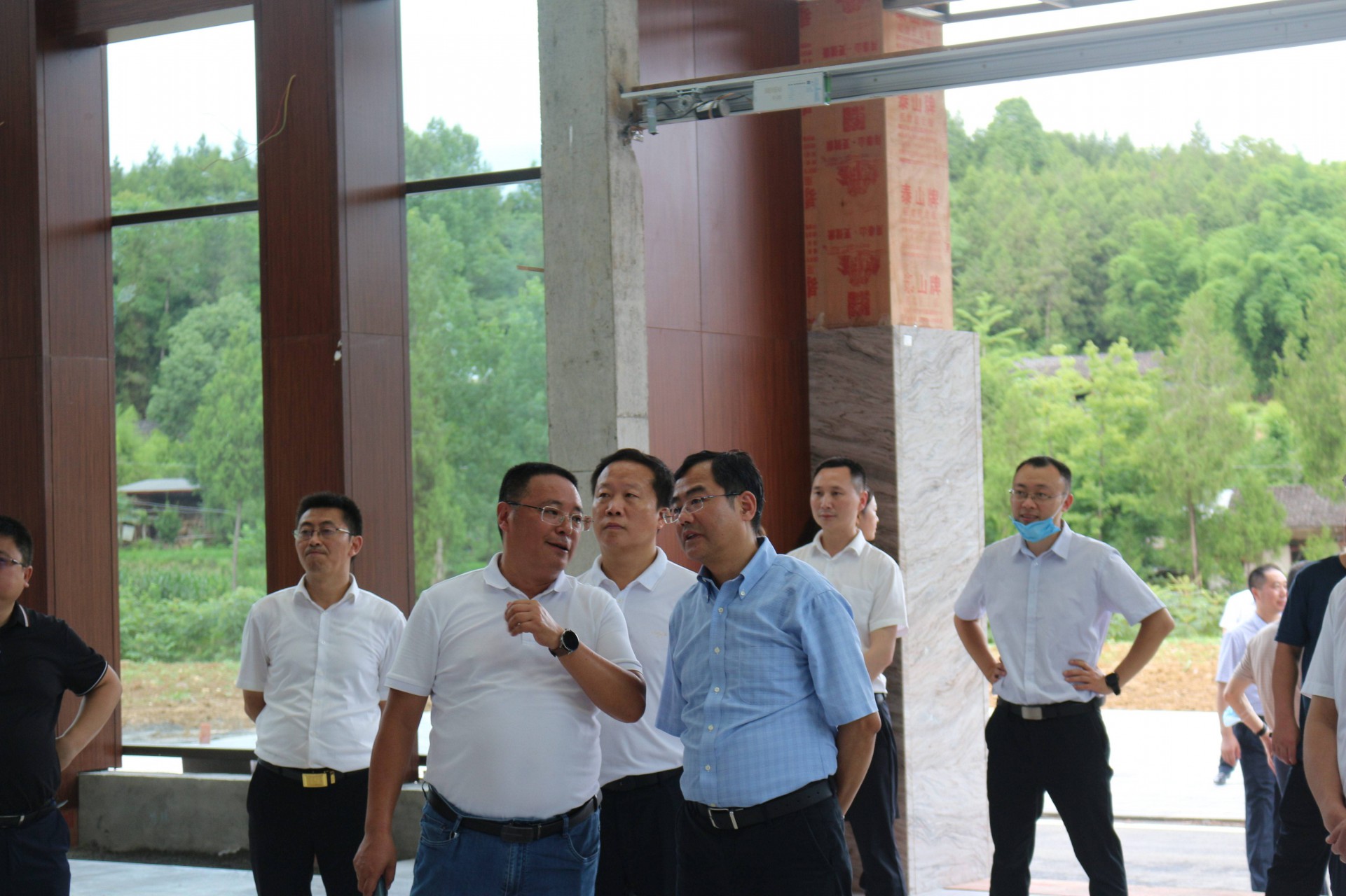 四川省人力資源和社會保障廳黨組成員、副廳長董宏杰蒞臨我公司調(diào)研工作